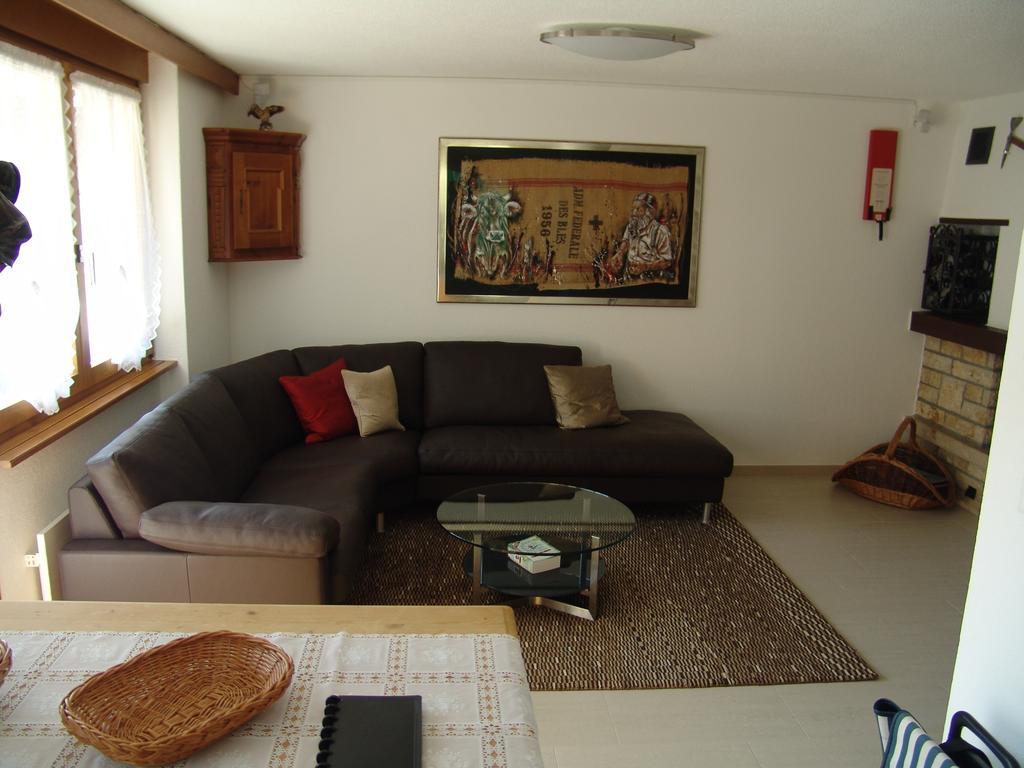 Strahlhorn Apartment Zermatt Room photo